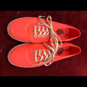 Coral vans